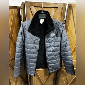 North Face Jacket, Reversible, Insulated, Size Small, Grey/Black
Never worn